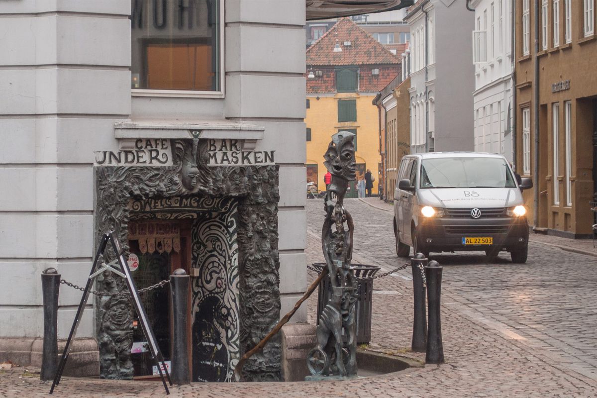 glemme auroch rulle Café Under Masken | Aarhus on a Budget